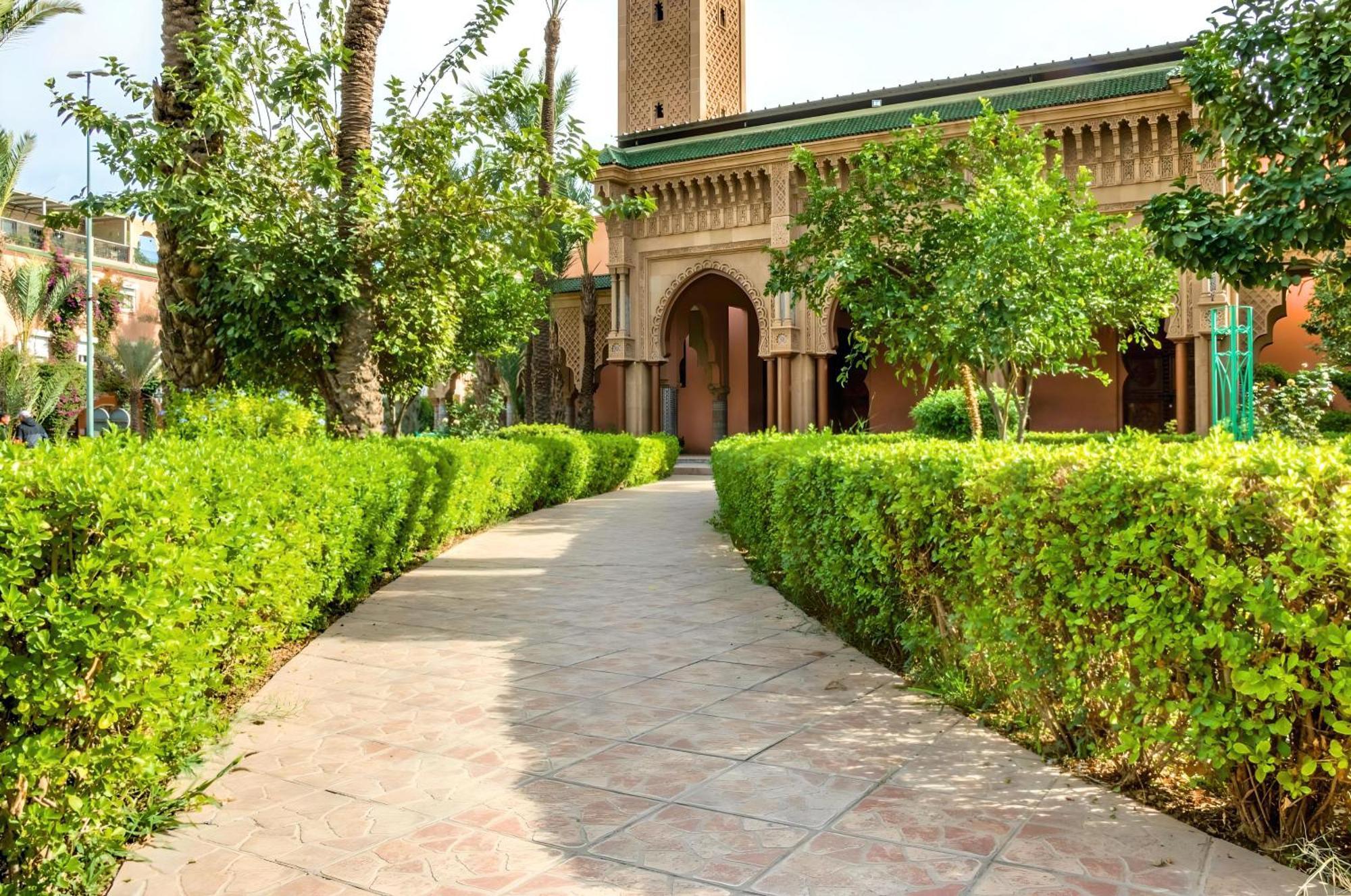 Tres Beau Riad A Marrakech Avec Piscines Villa Marrakesh Exterior foto